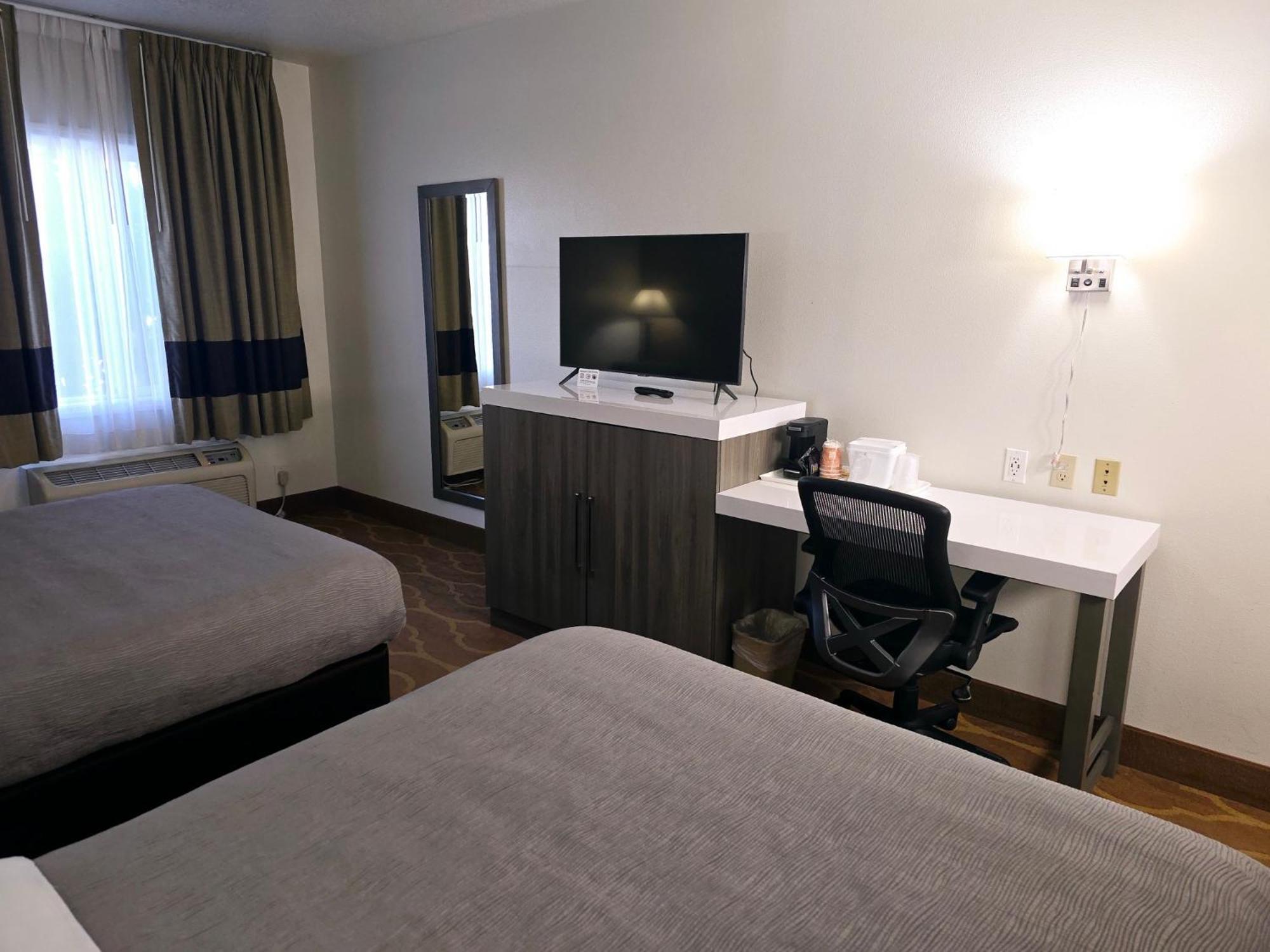 Quality Inn & Suites Longview Kelso Esterno foto
