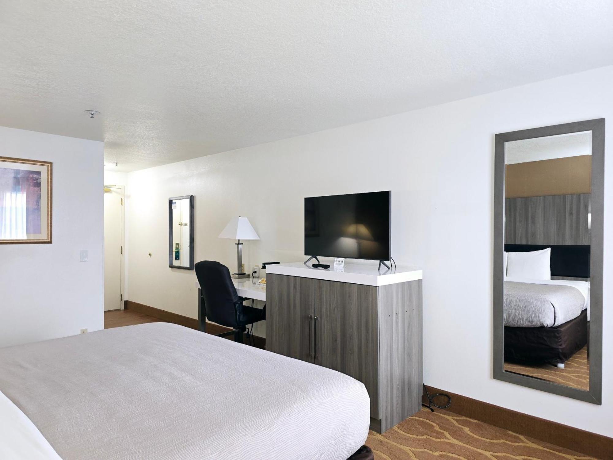 Quality Inn & Suites Longview Kelso Esterno foto